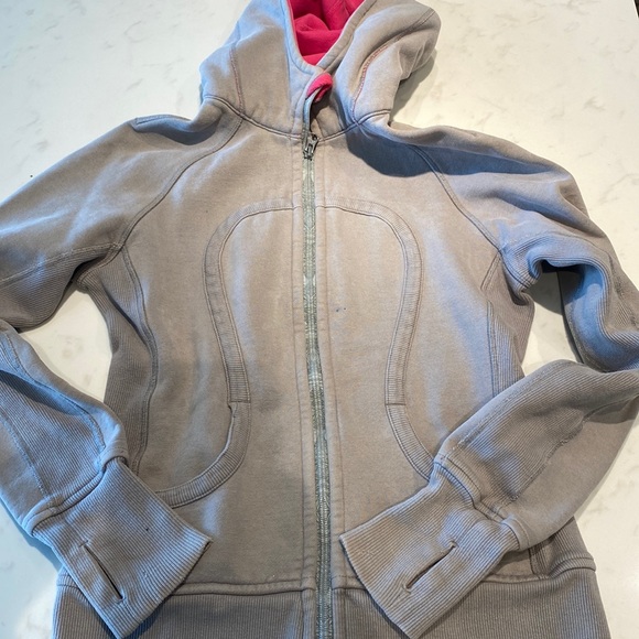 Lululemon size 6 - Picture 1 of 2